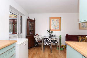 Photo 11- click for photo gallery